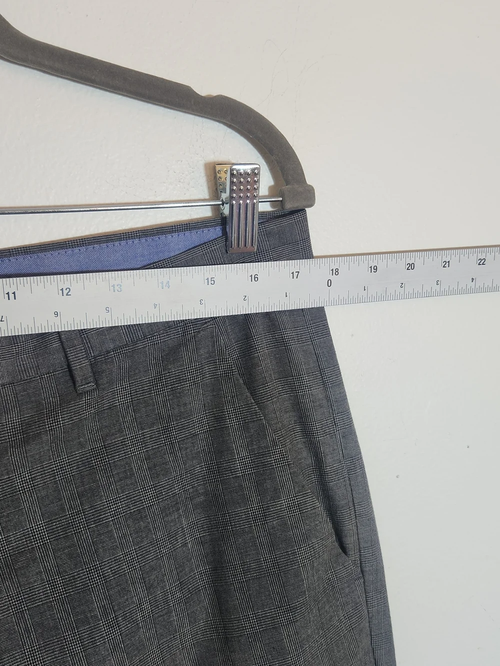 Banana Republic Men's Gray Plaid Straight Fit Pants Size 34 x 34